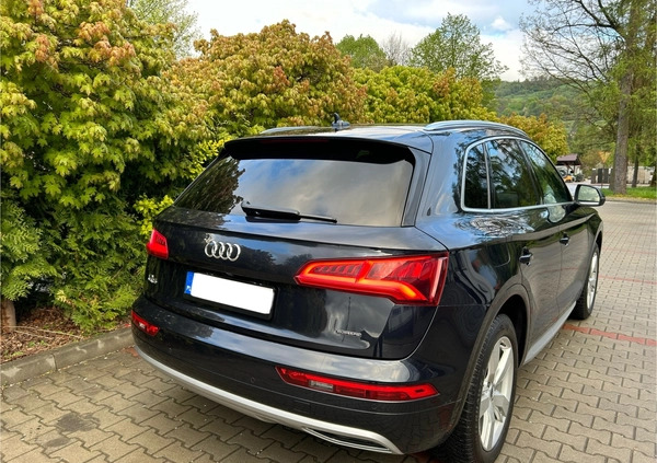 Audi Q5 cena 132800 przebieg: 98787, rok produkcji 2019 z Miłosław małe 436